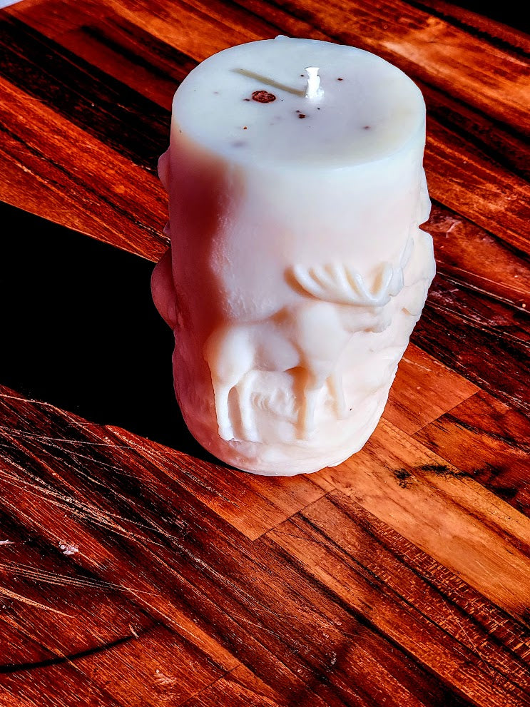 Moose candle